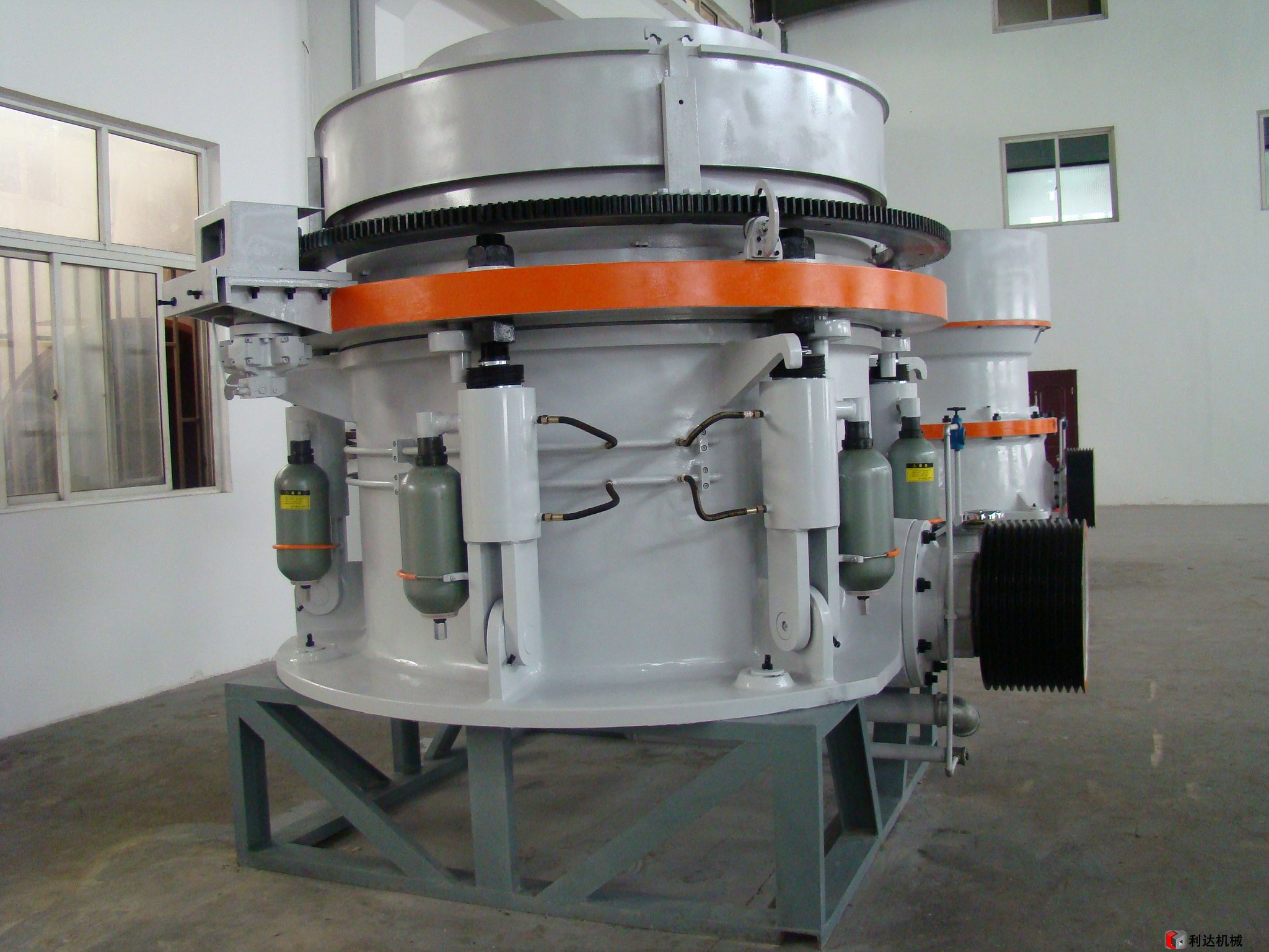 單缸圓錐破碎機(jī)